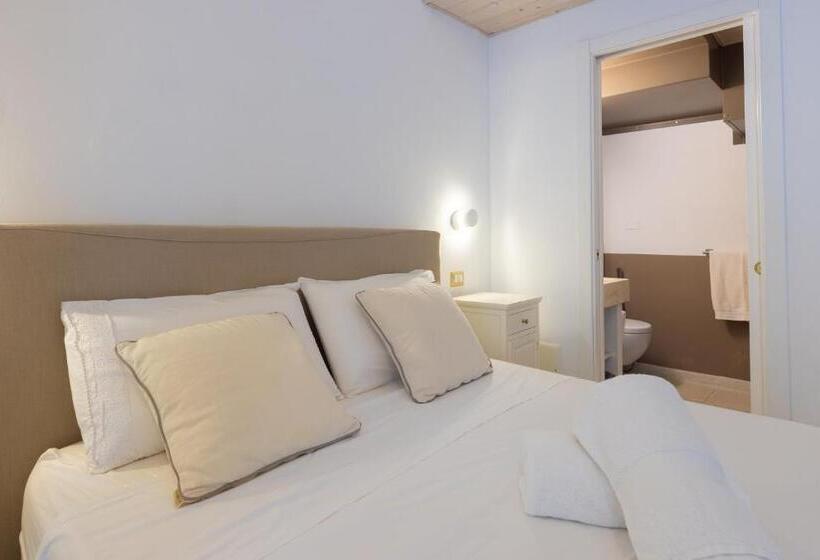 شقة غرفة واحدة, La Loggetta