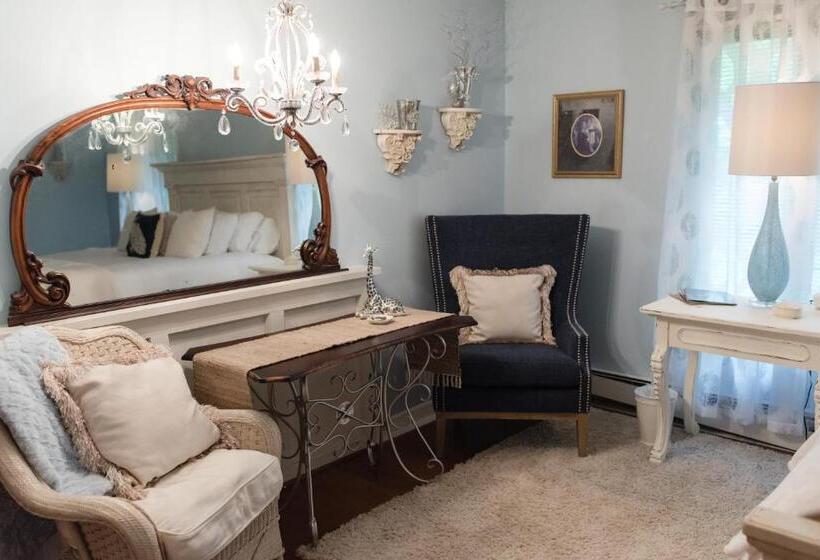 스탠다드 룸 킹사이즈 침대, The Inn At White Oak