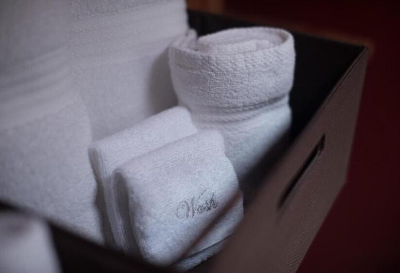 스탠다드 자쿠지 룸, The Inn At White Oak