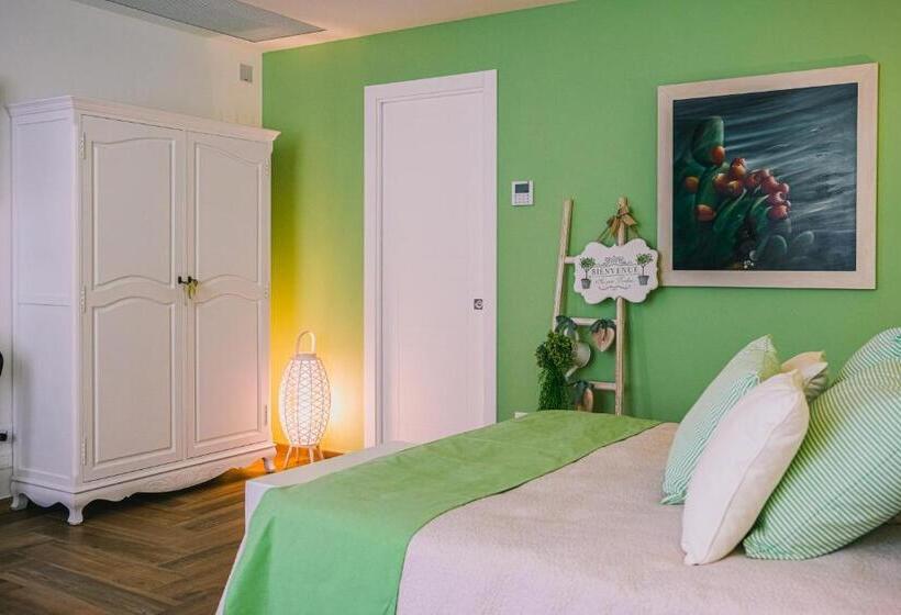 Люкс с Террасой, Una Perla Nel Verde