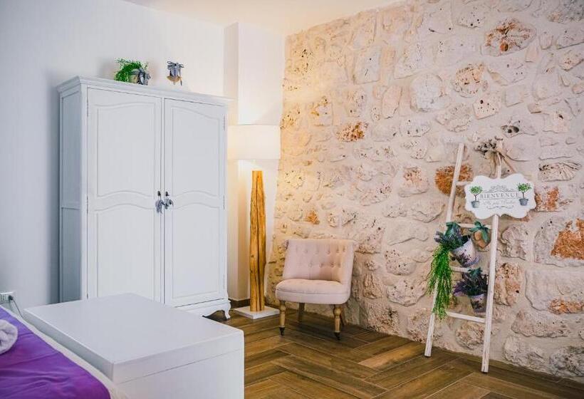 套房带园景, Una Perla Nel Verde