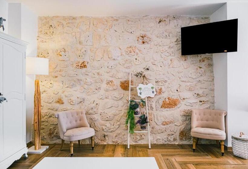 套房带园景, Una Perla Nel Verde