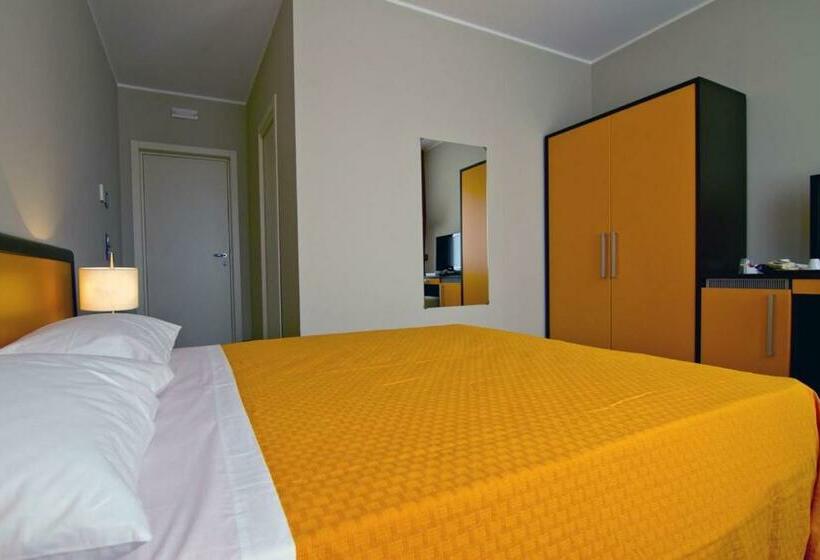 디럭스 룸, Galileo B&b