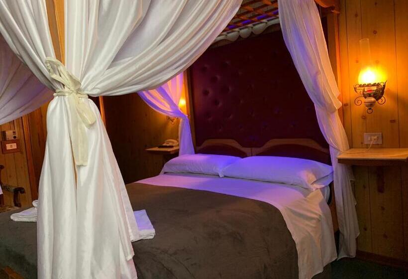 スタンダードルーム, Ficocle