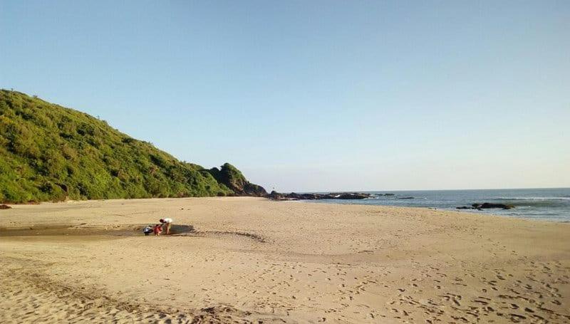 豪华海景房带阳台, Hill Rock