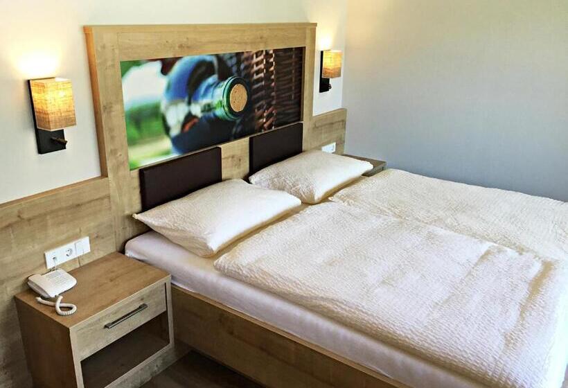 带露台两卧公寓, Residence Egger