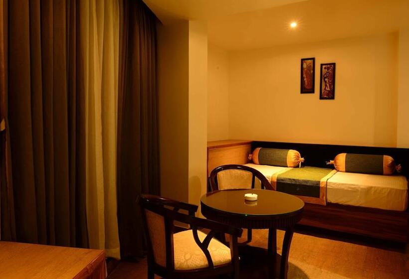 اتاق اجرایی, Shoolin Grand