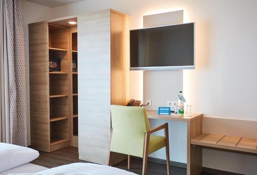 חדר סטנדרט יחיד עם מרפסת, Vital Hotel An Der Therme Gmbh