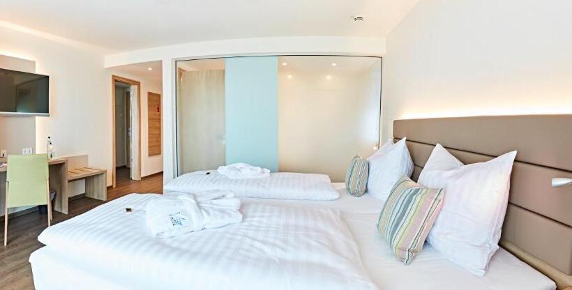 חדר סטנדרט יחיד עם מרפסת, Vital Hotel An Der Therme Gmbh