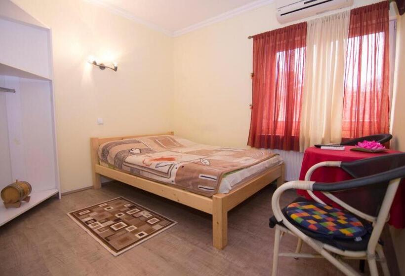 اتاق استاندارد, šmek