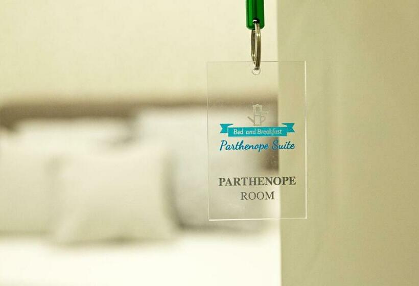 اتاق لوکس با بالکن, Parthenope Suite