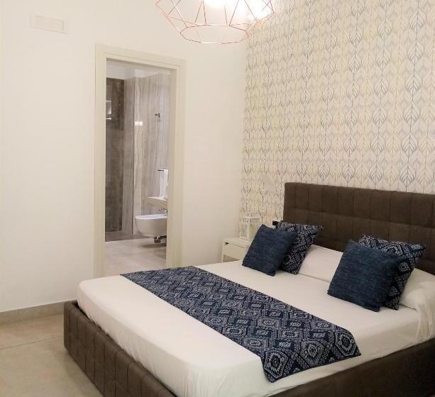 اتاق استاندارد چهار تخته, Parthenope Suite