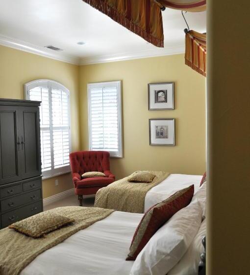 غرفه قياسيه سريرين مزدوجين, The Villa At Arden Hills