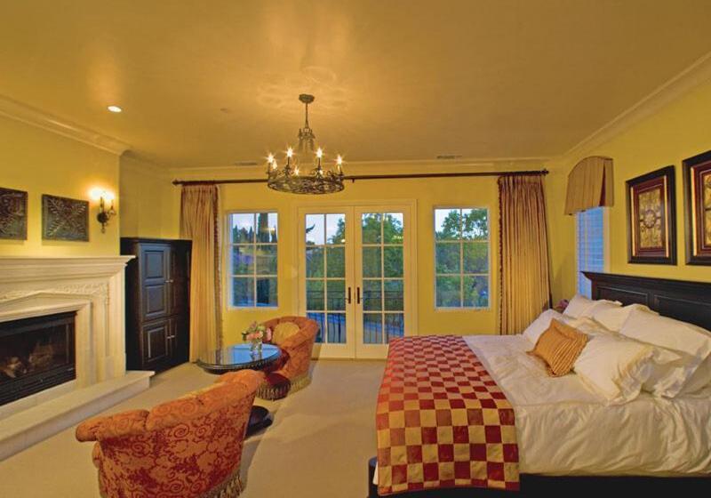 스탠다드 룸 킹사이즈 침대, The Villa At Arden Hills