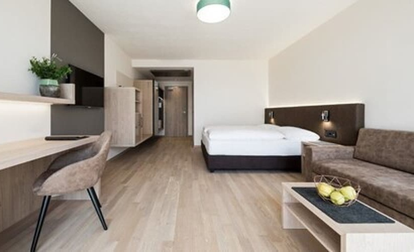 סוויטת ג'וניור נוף לגינה, Torgglhof