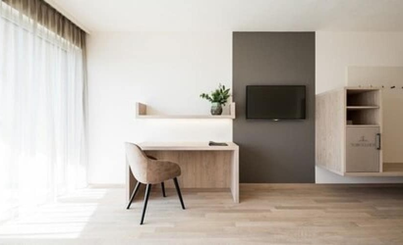 סוויטת ג'וניור עם מרפסת, Torgglhof