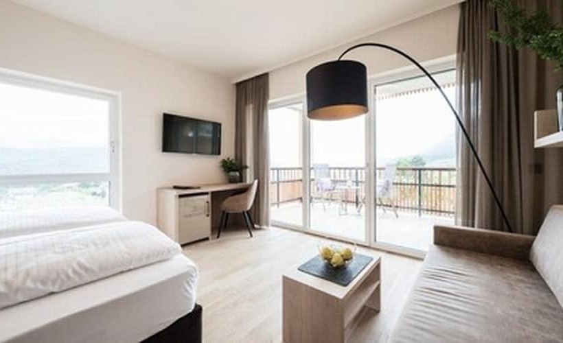 סוויטת ג'וניור עם מרפסת, Torgglhof