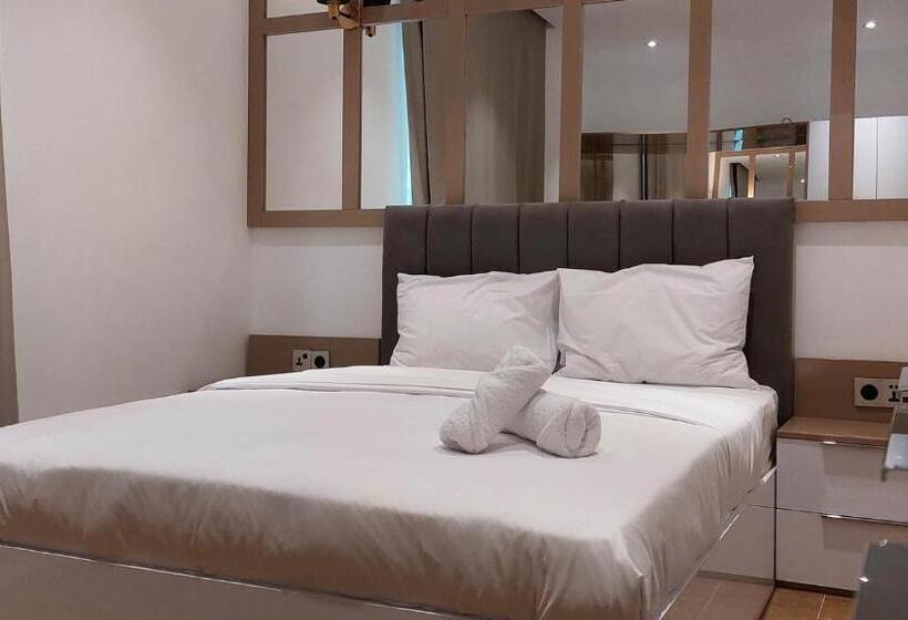 수피리어 룸, Al Burhan