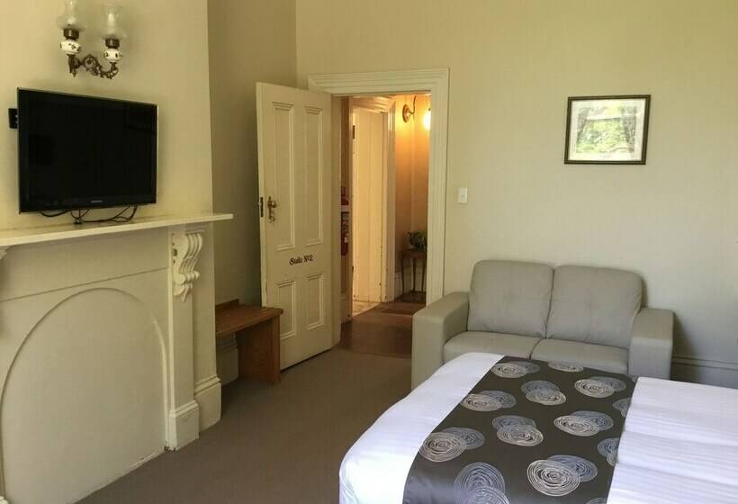 סוויטה, Campbell St Lodge