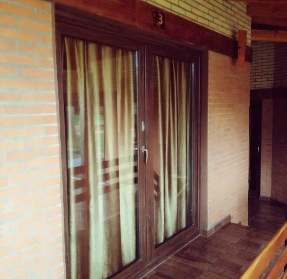 اتاق راحتی سه تخته, Encanto Rural