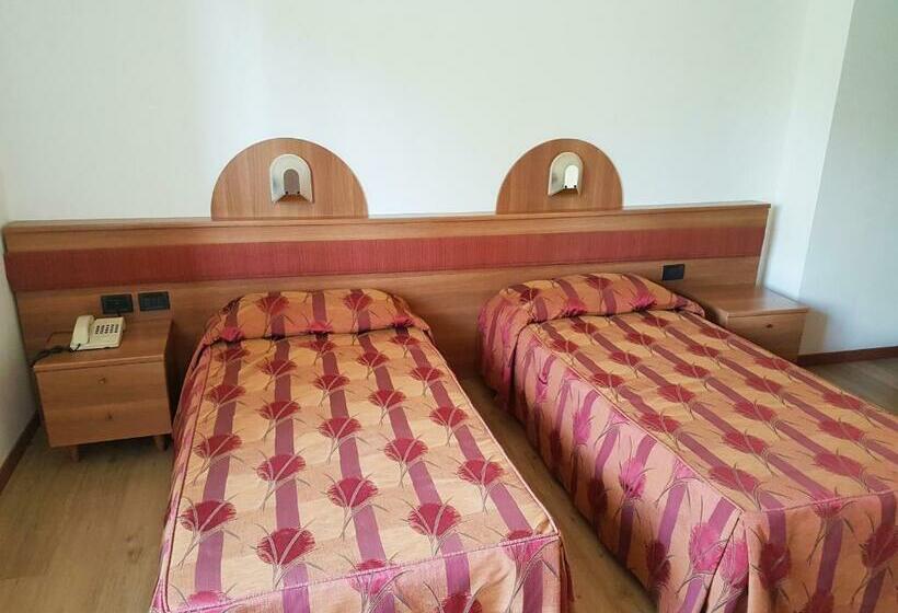 غرفة قياسية, Locanda Castagna