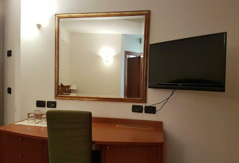 غرفة قياسية, Locanda Castagna