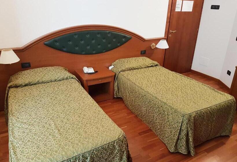 غرفة قياسية, Locanda Castagna