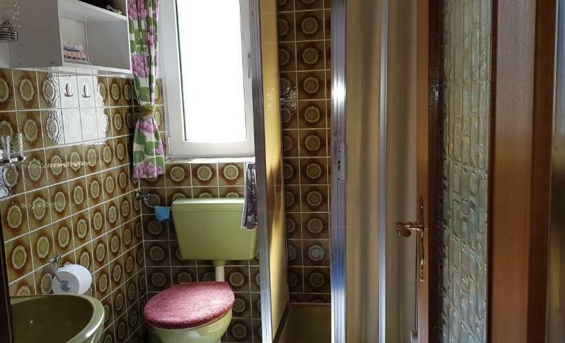 低层单卧公寓, Zur Schanze