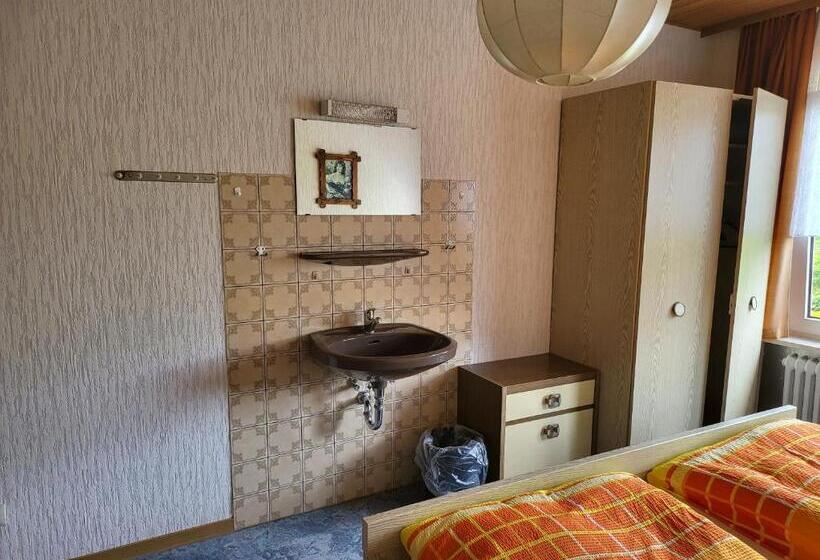 带2个卧室的公寓, Zur Schanze