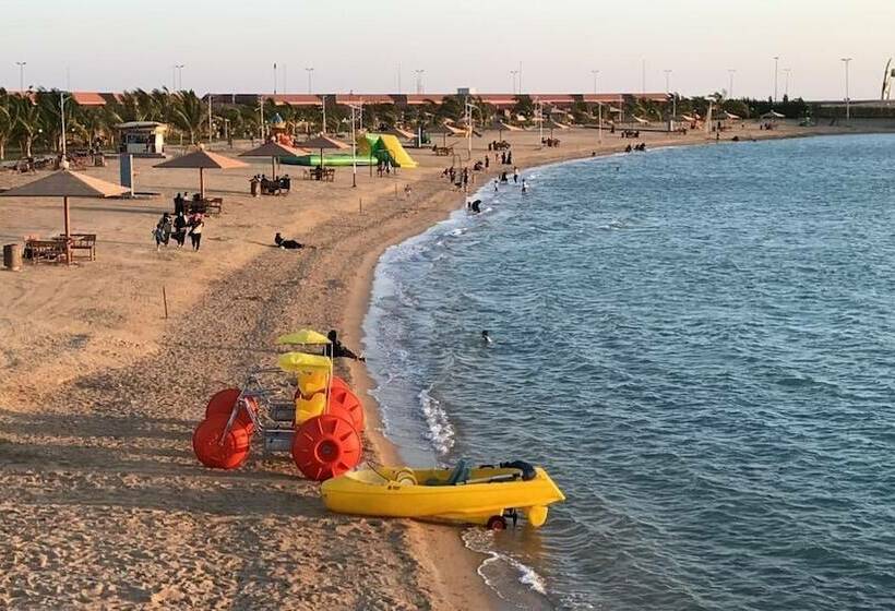 غرفة ديلوكس مطلّة علي البحر, & Resort Golden Marina Yanbu