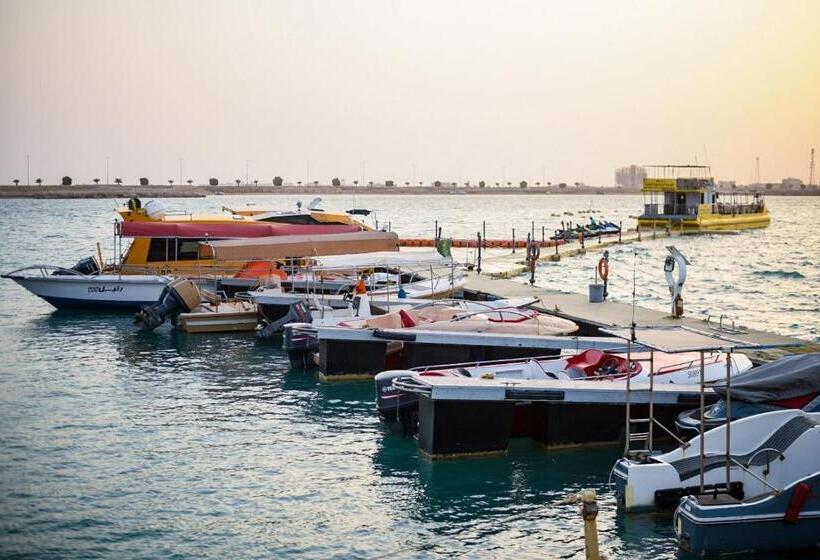 غرفة ديلوكس مطلّة علي البحر, & Resort Golden Marina Yanbu