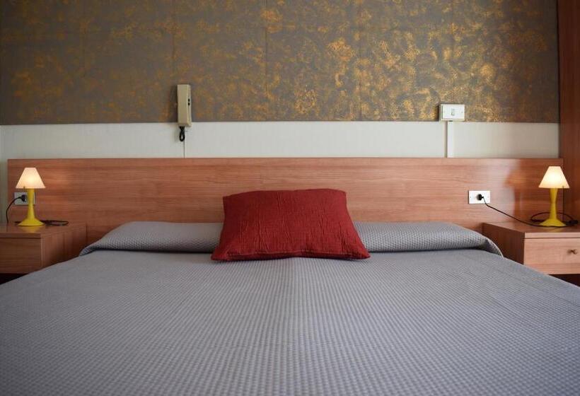 バルコニー付きスタンダードルーム, Albergo Al Pescatore