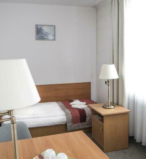 اتاق استاندارد, Logos