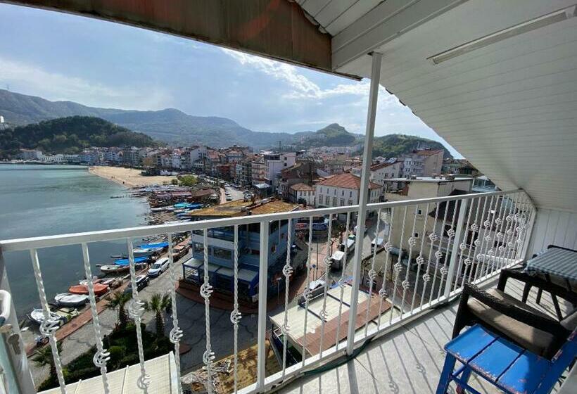 غرفة ديلوكس مطلّة علي البحر, Marina