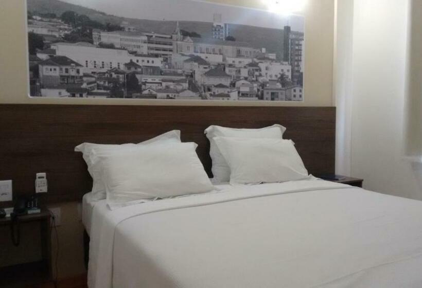 套房, 494 Oliveira Mg