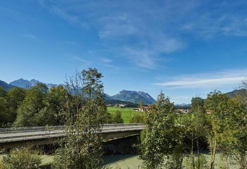 이코노미 룸, Zum Sternenhof