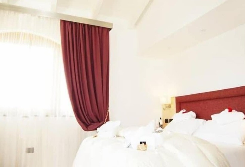 اتاق استاندارد, Kalos Relais