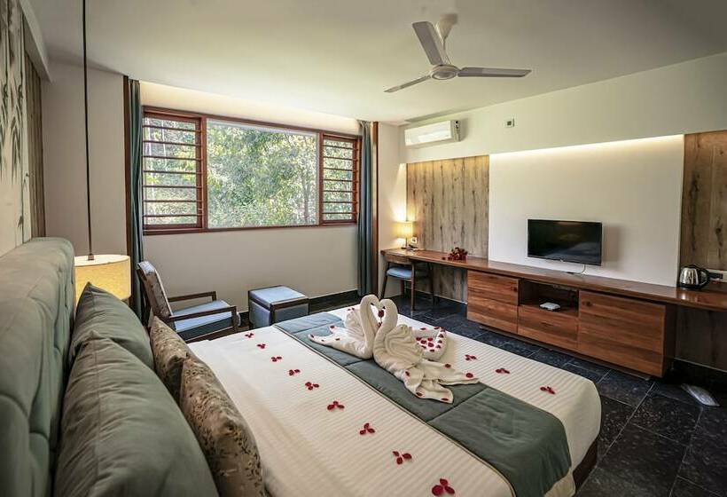 デラックスルーム, Pepper Vine