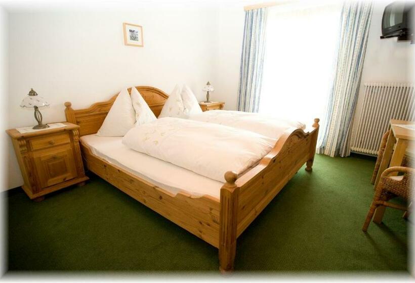 غرفة قياسية, Hauslhof