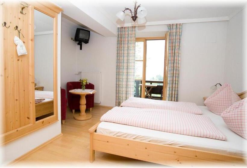 شقة غرفتين, Hauslhof