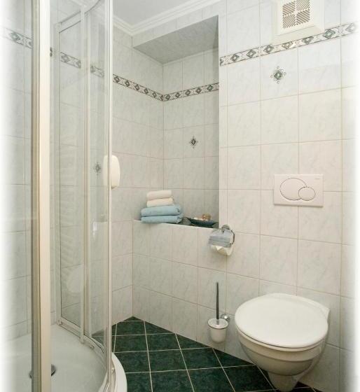 شقة غرفتين, Hauslhof