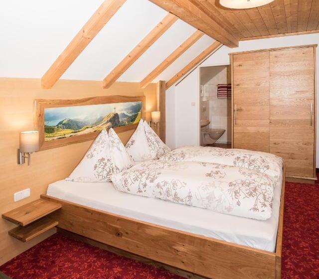 Номер Стандарт Трехместный, Hauslhof