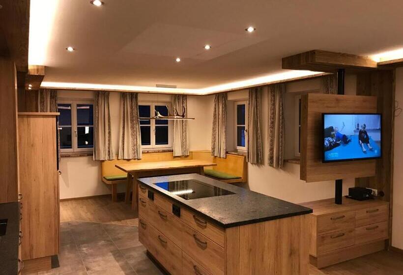 شقة سوبريور غرفة واحدة, Hauslhof