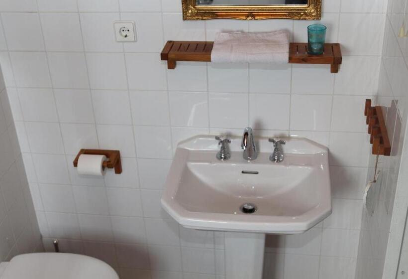 חדר משפחתי, Wijnstaete