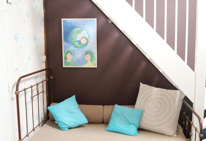 חדר משפחתי, Wijnstaete