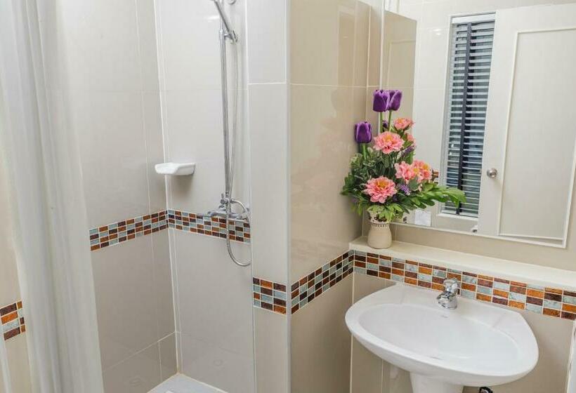 غرفة ديلوكس, Tuana Hotels Brook Pool Access