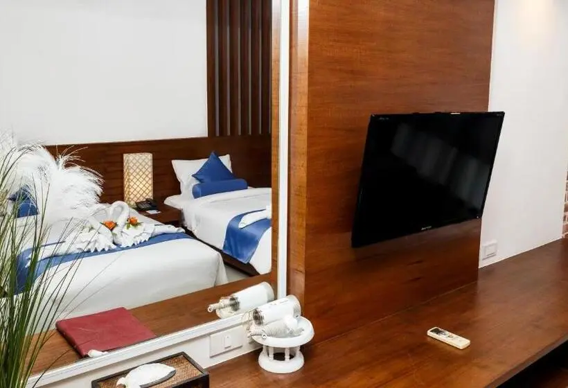 デラックスルーム, Tuana Hotels Brook Pool Access