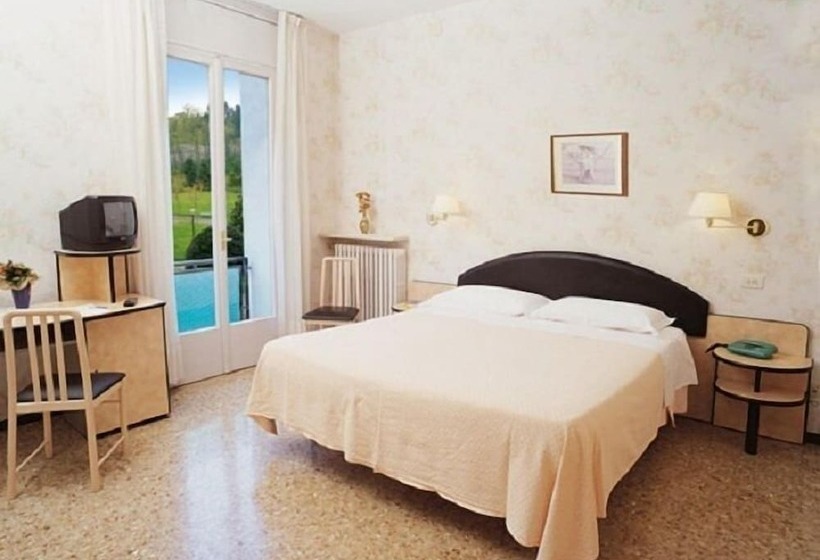 Номер Стандарт Индивидуальный, Albergo Tabiano