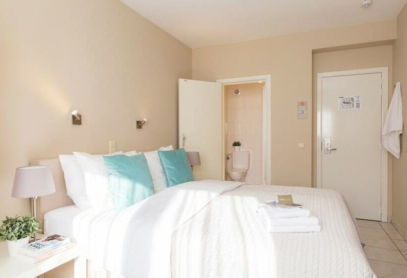 古典房间, Franky