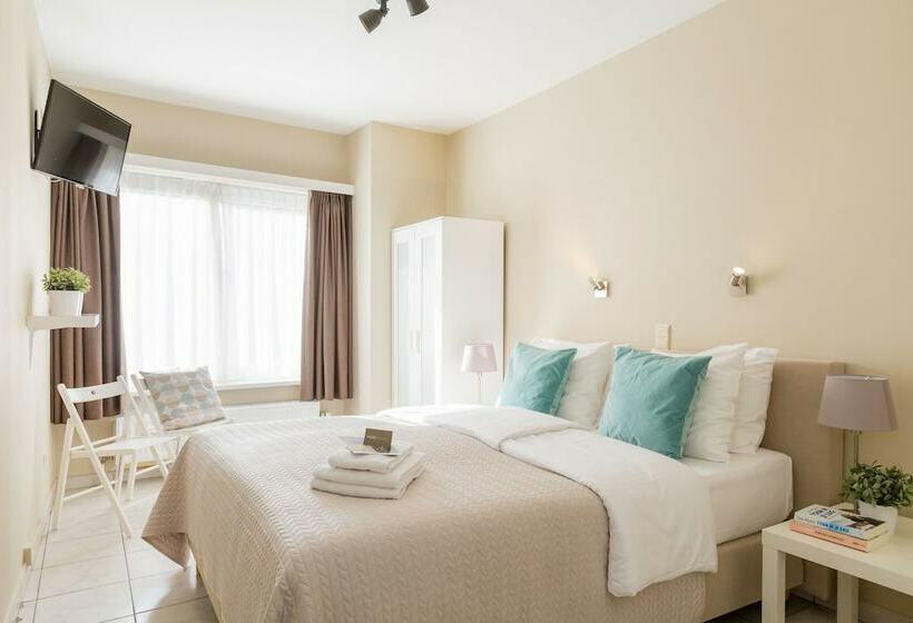 古典房间, Franky